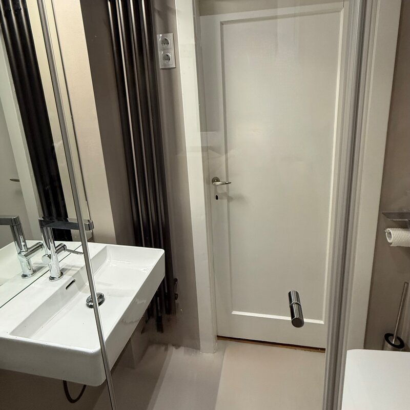 Modern Bathroom