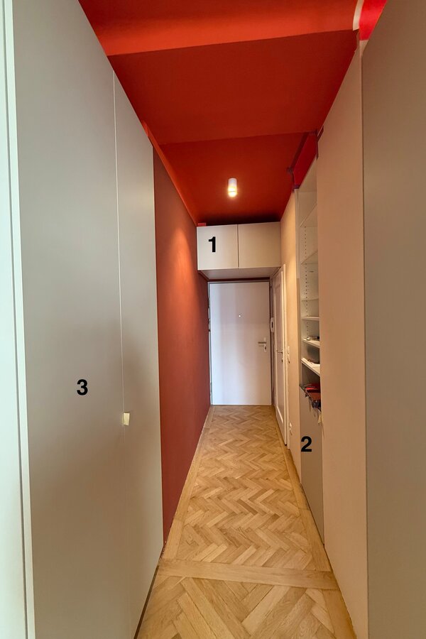 1 Luggage Storage 2 Washing Maschine 3 Storage For Iron Board/Vaccum Cleaner/ect. 