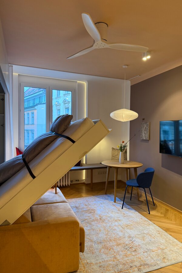 Murphy Bed 