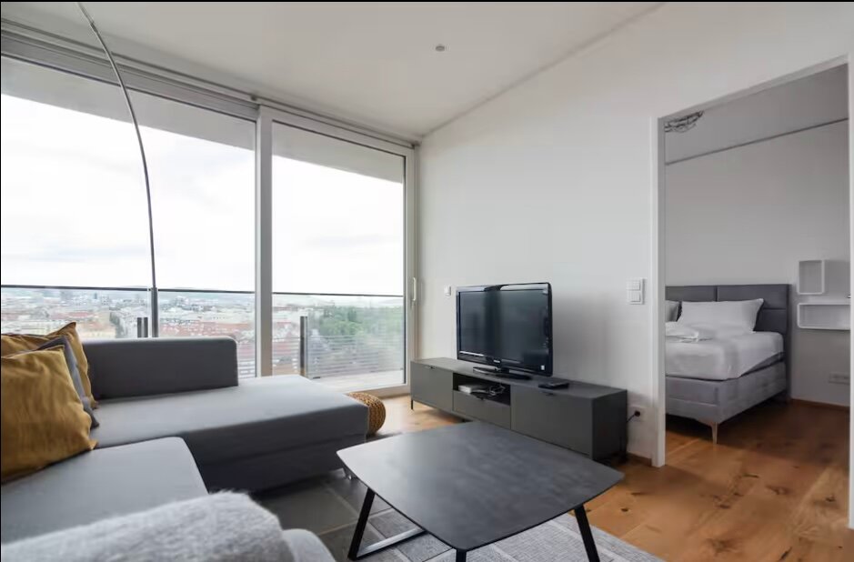 Samt TV mit Kabelanschluss und WLAN