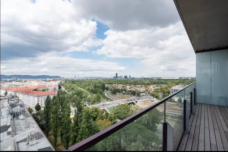 Blick über Wien vom Balkon  in Richtung Prater