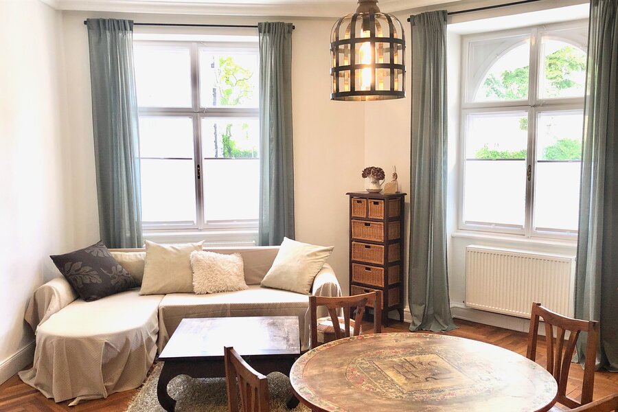 View from the bedroom into the living room | © LO