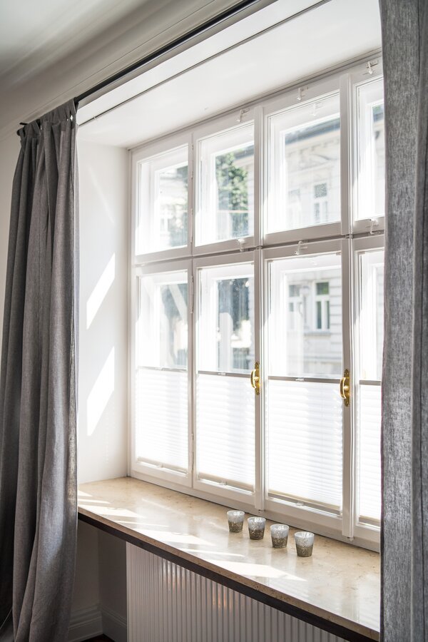 window in the bedroom | © MB