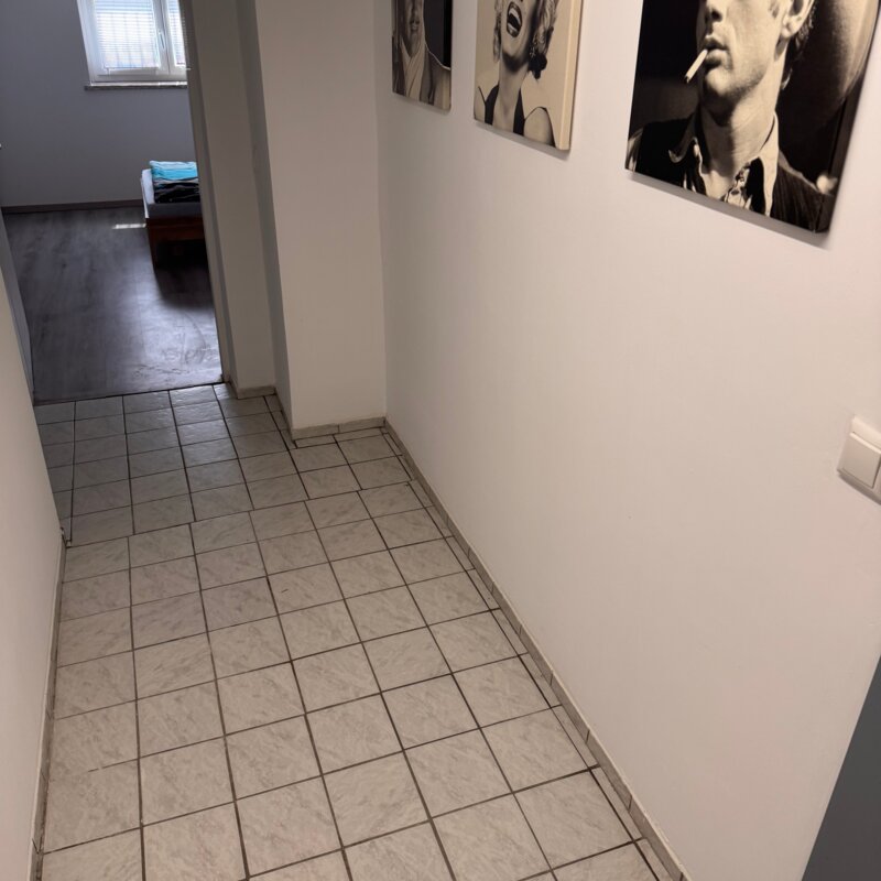 Gang Keller Schlafzimmer 2