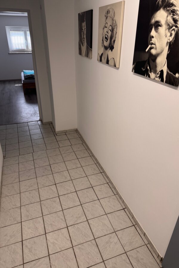 Gang Keller Schlafzimmer 2