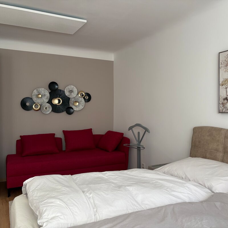 Schlafzimmer mit Schlafsofa