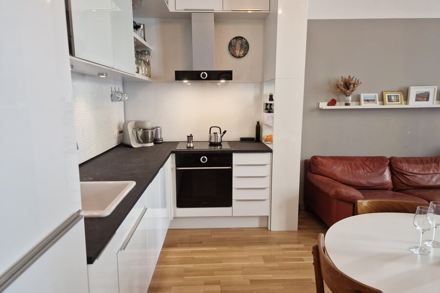Bright 3-room apartment with open kitchen – short-term rental & temporary housing for 1 to 6 months in Vienna