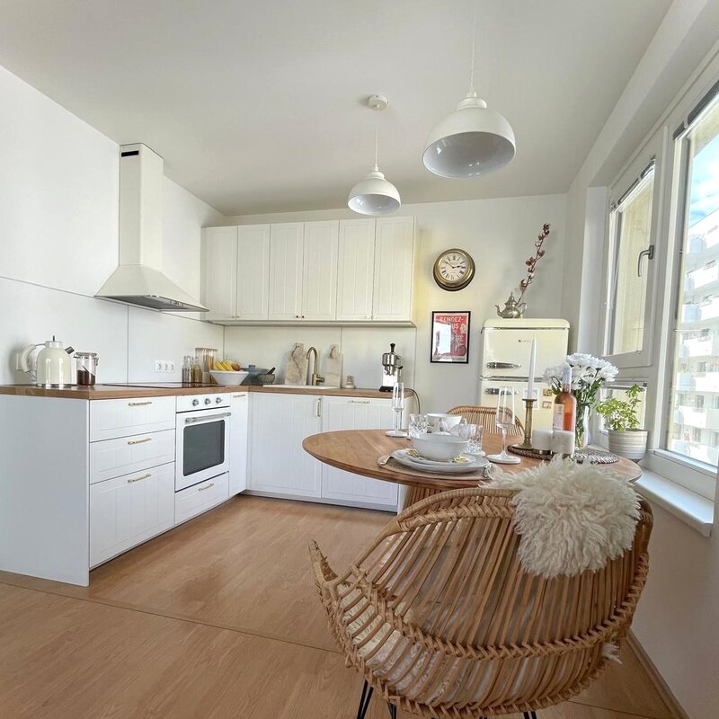 Kitchen with Dinning