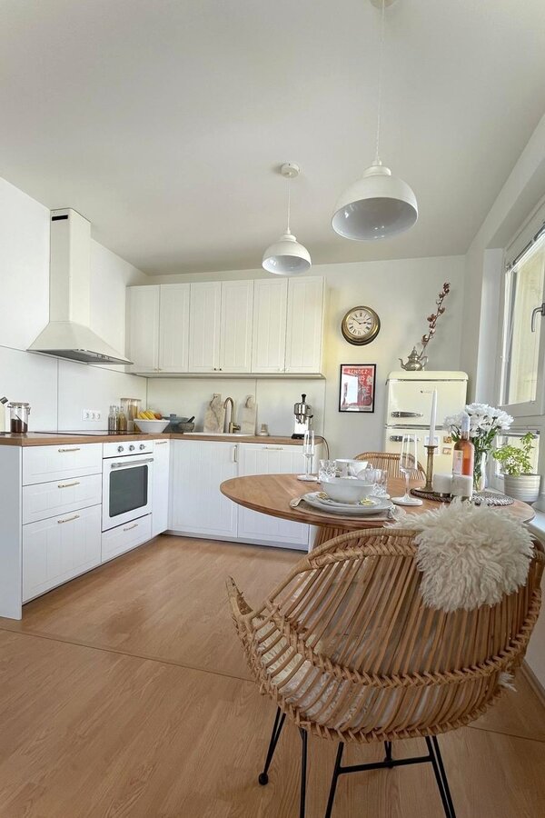 Kitchen with Dinning