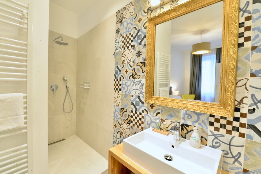 Badezimmer im Master-Bedroom I