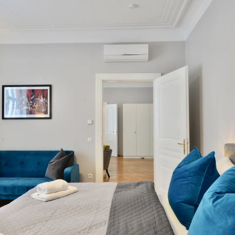 Master-Bedroom links