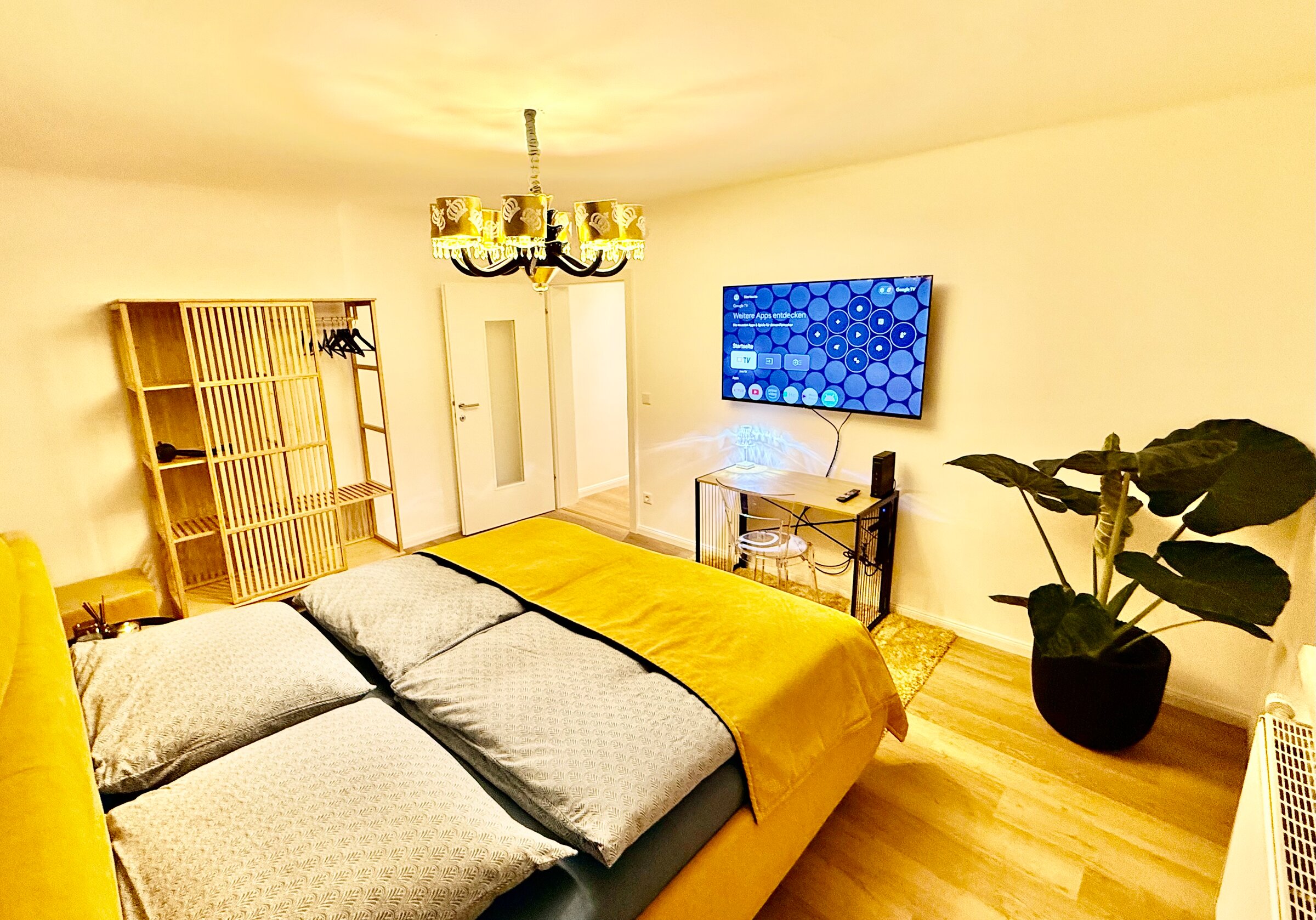 "Modern-Living" im sehr stylischen Schlafzimmer