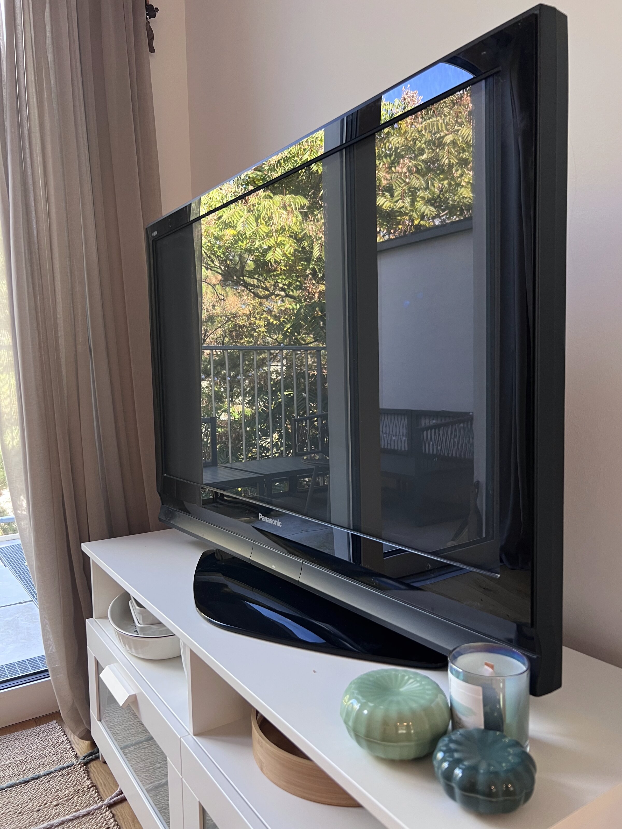 TV