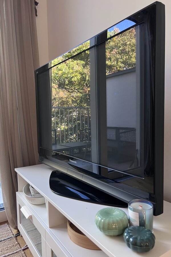 TV