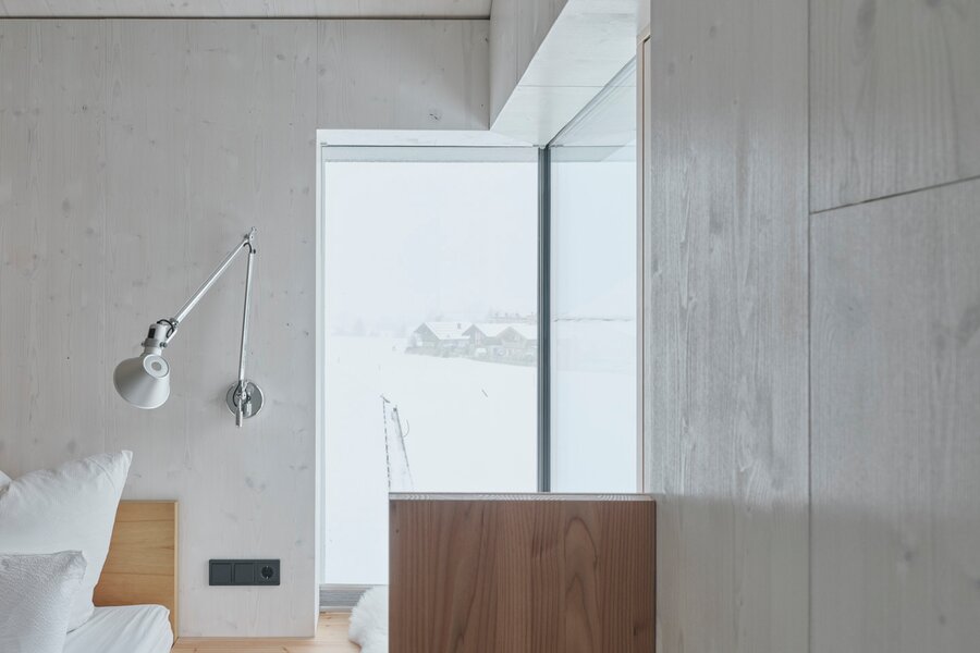 Schlafzimmer 1 mit Badezimmer | © David Schreyer