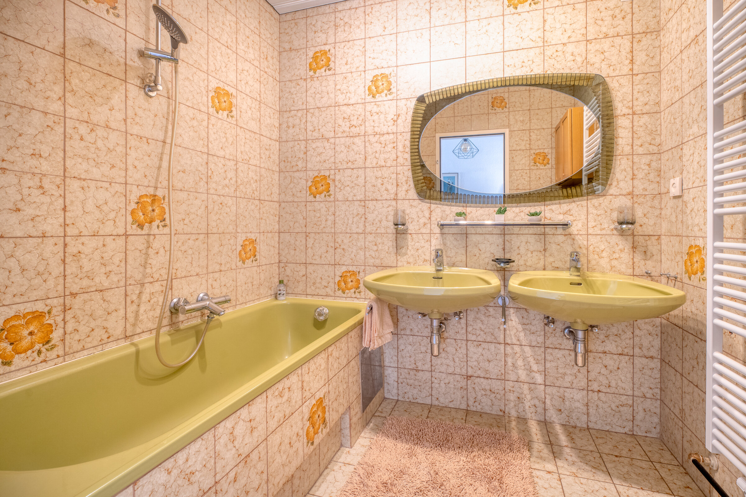 Badezimmer im 1. Halbstock