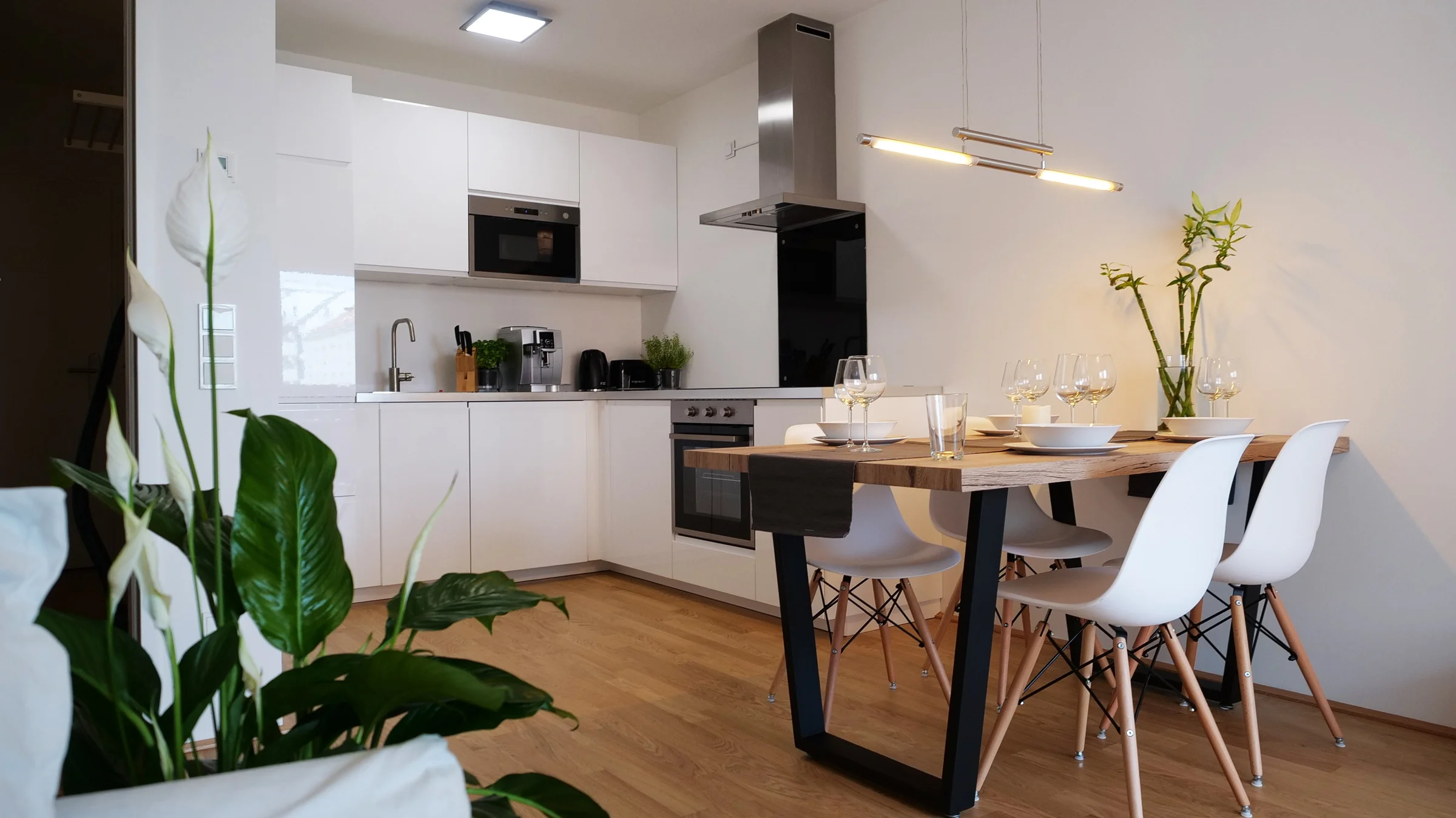 Wohnzimmer mit Küche