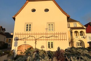 In einem Haus aus dem 15 Jahrhundert trifft Altes auf Modernes | © Das Donauhaus