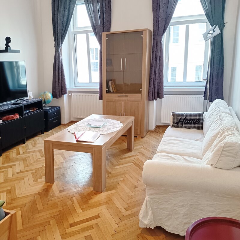 Living-/sleeping room