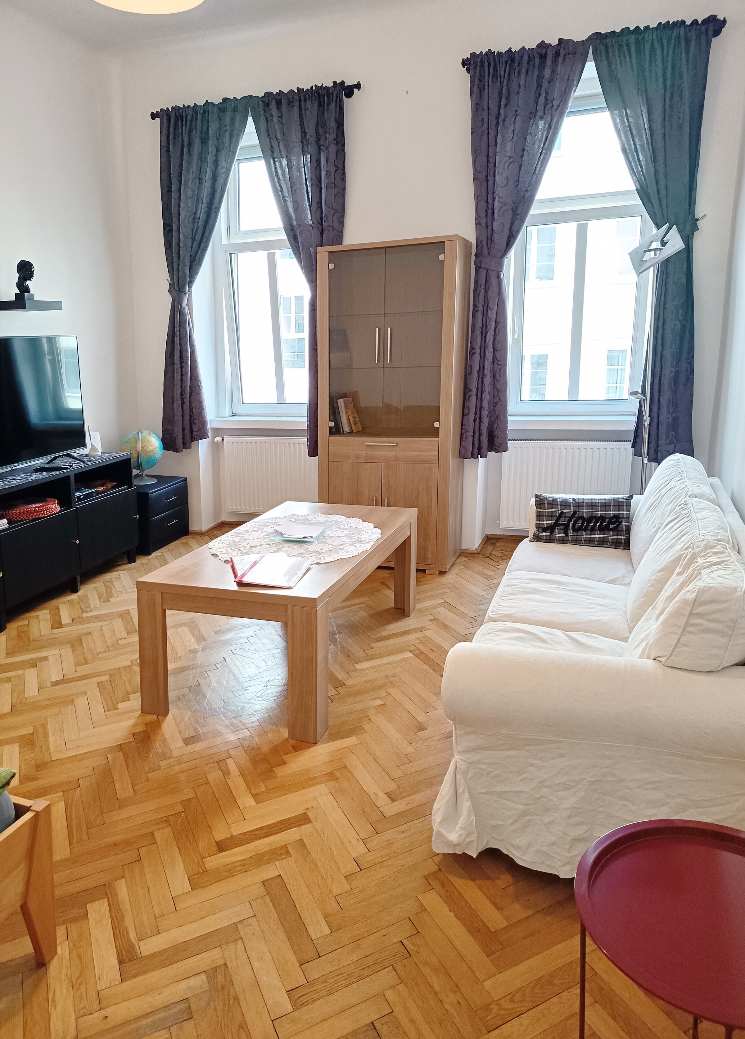 Living-/sleeping room