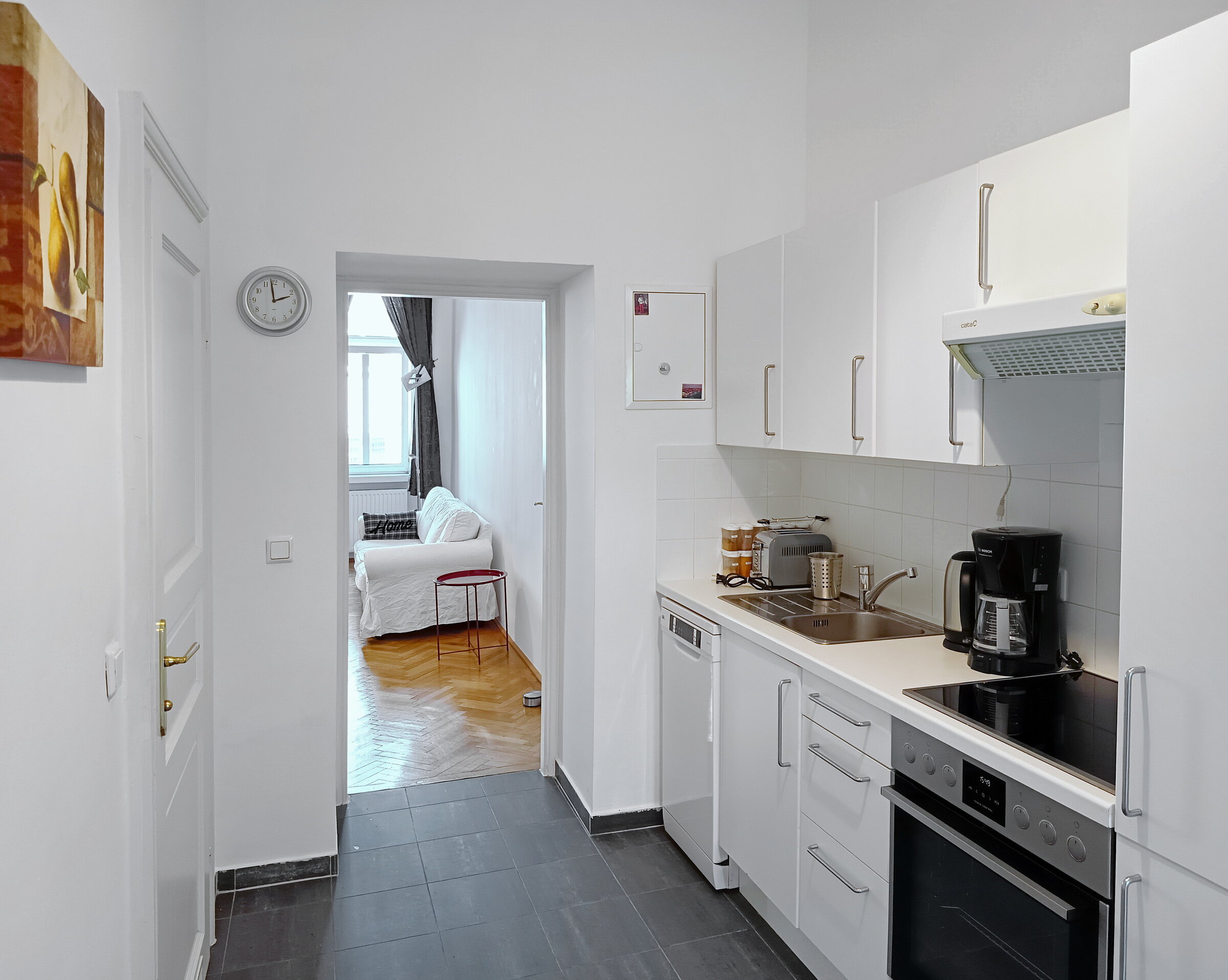 fully equipped kitchen