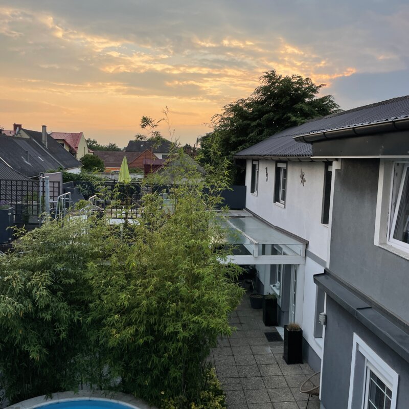 Haus mit Pool, Terrasse & Garten – Kurzzeitmiete & Wohnen auf Zeit für 1 bis 6 Monate in Parndorf