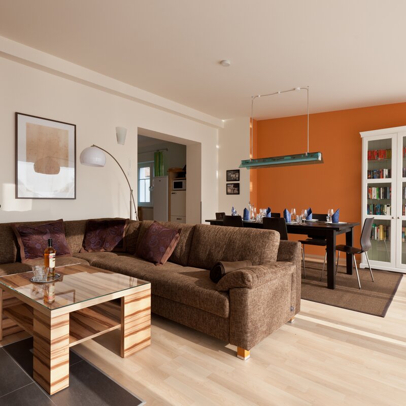 livinghroom suite and dining table