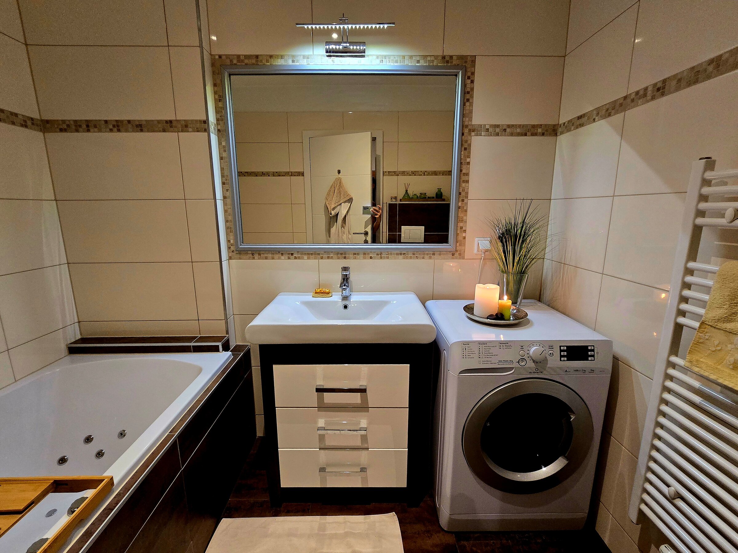 Big Bathroom | © Sophia Hechinger