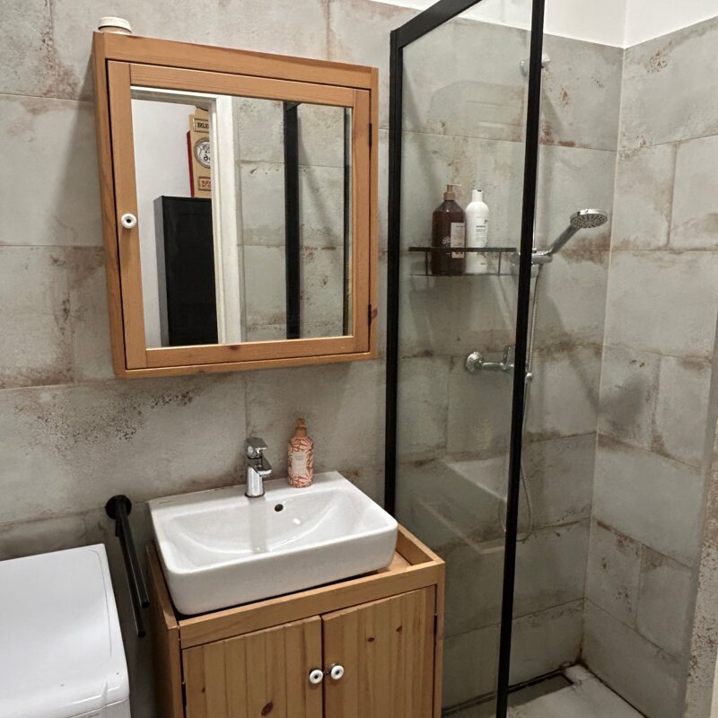 Bathroom - shower