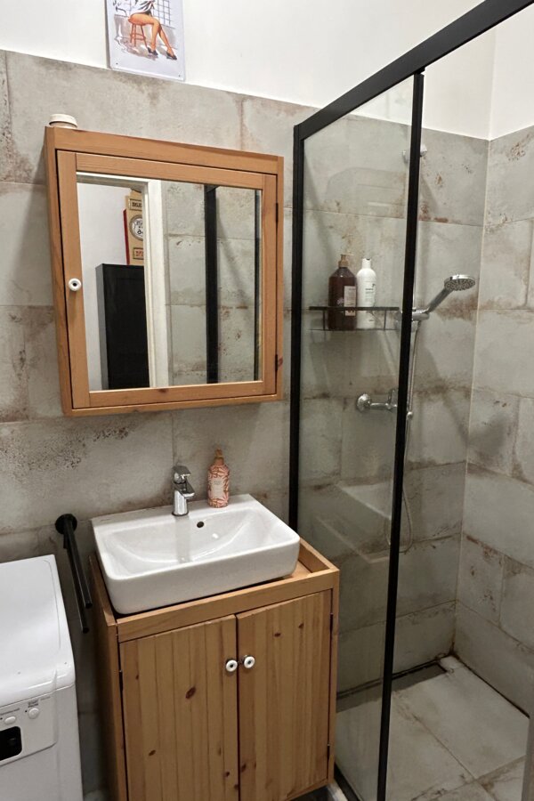 Bathroom - shower