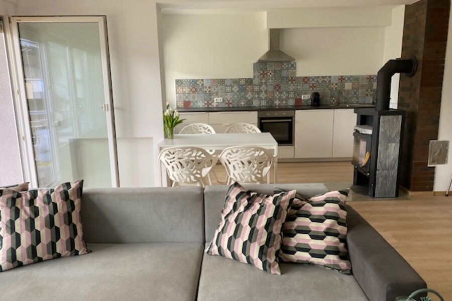 Wohn-Ess und Küchenbereich