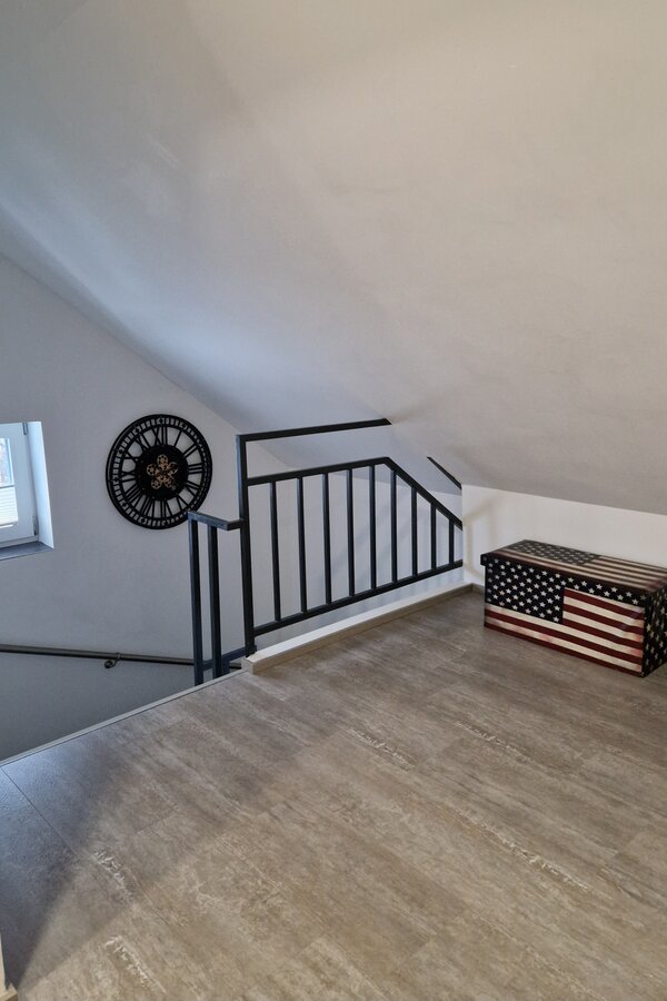 Gallery with second Foyer