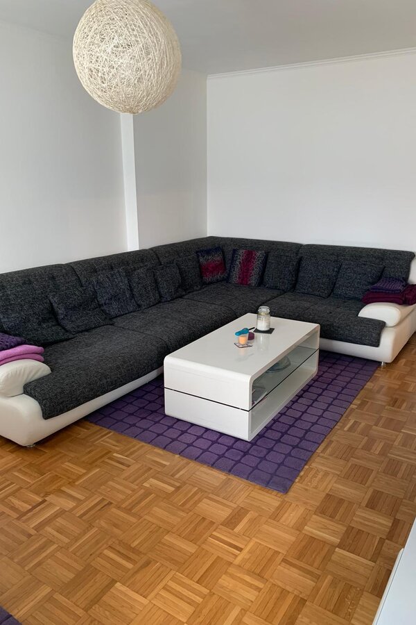 Wohnzimmer (Couch)
