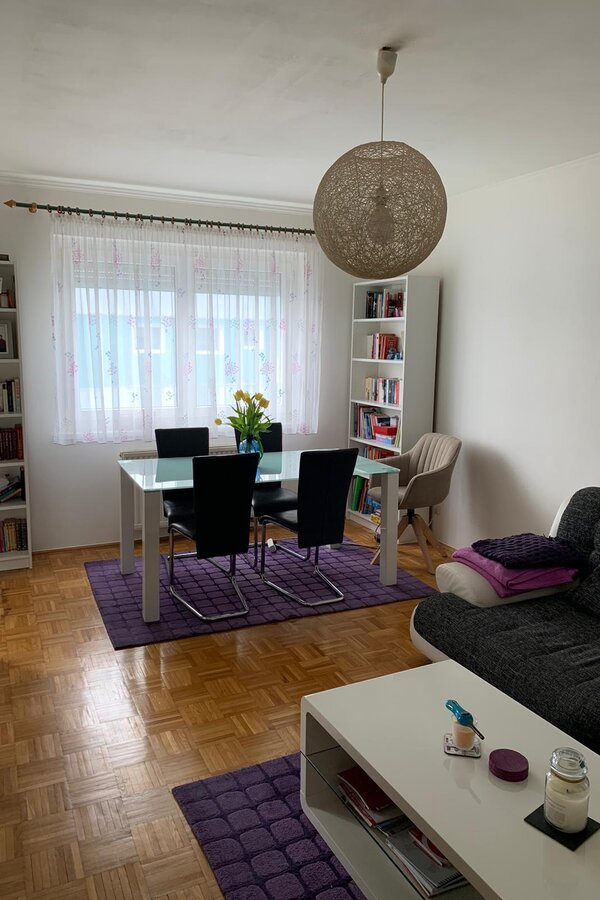 Wohnzimmer (Essbereich)