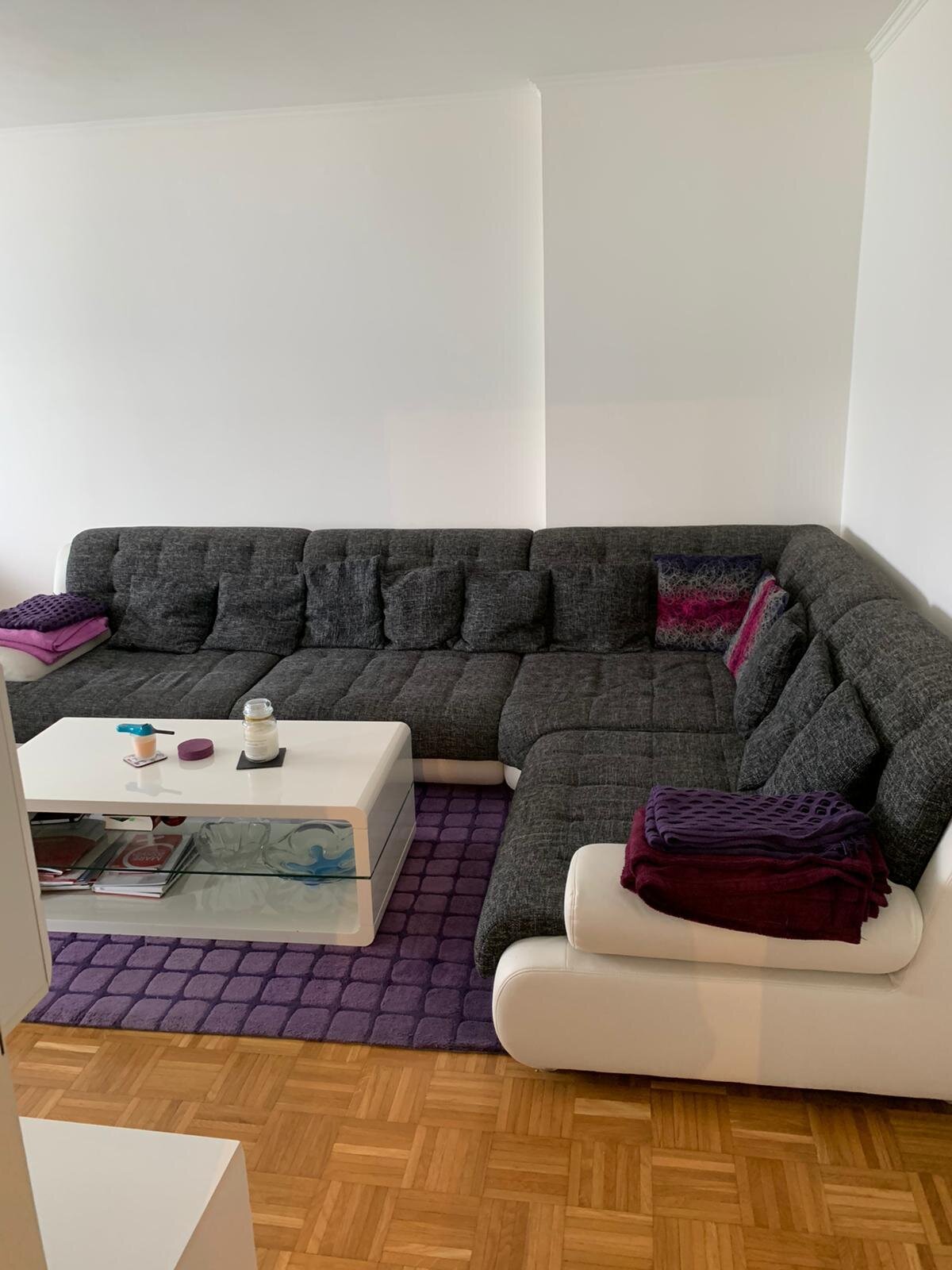 Wohnzimmer (Couch)