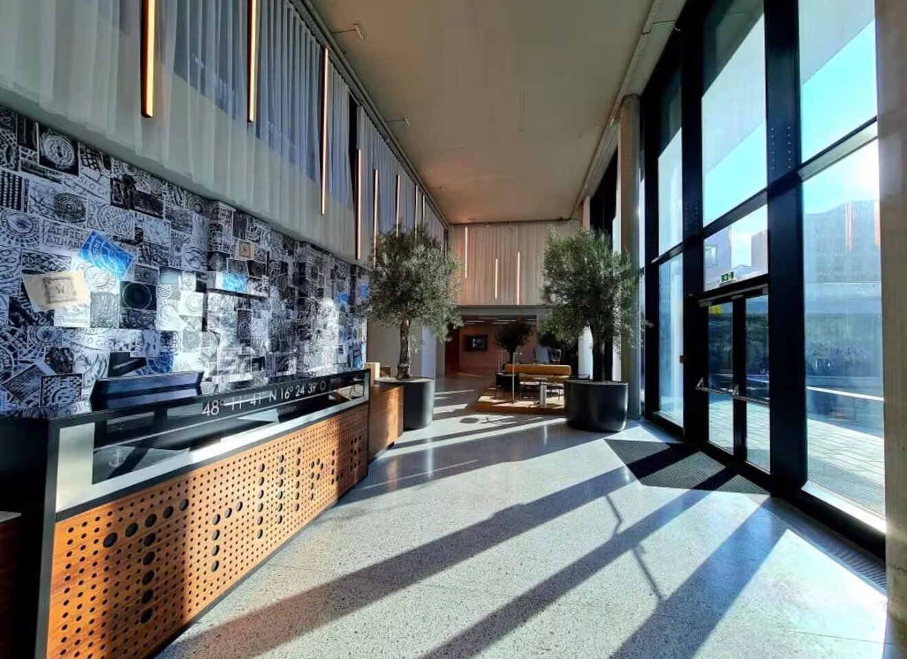 Lobby mit Concierge service