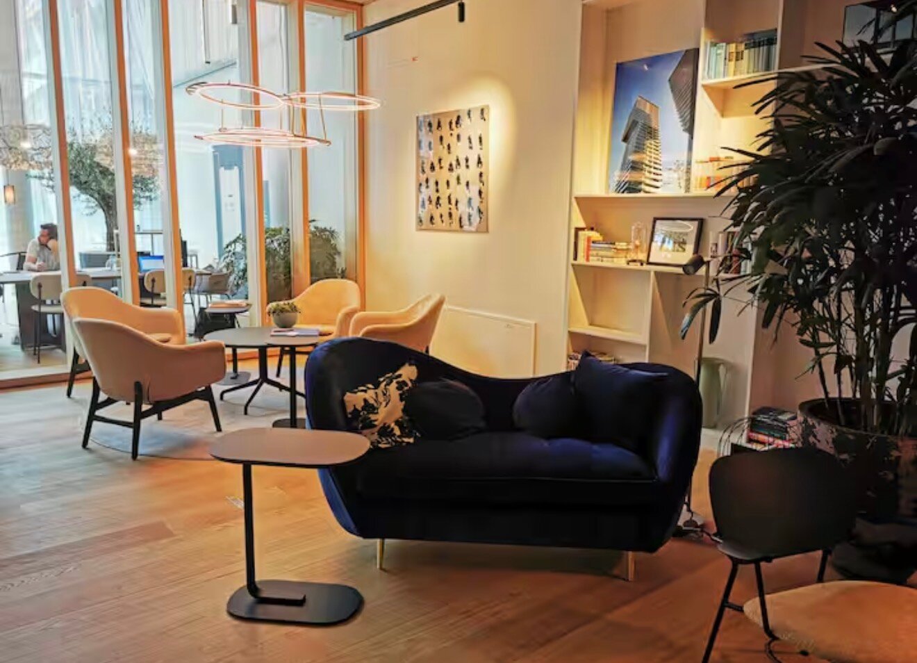 Quiet library area, perfect for reading or working. | © Peter