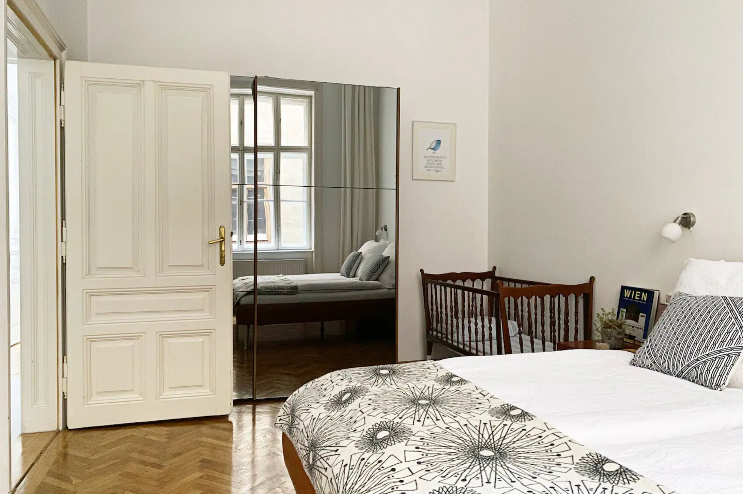 Kleineres Schlafzimmer | © Paul Schneggenburger