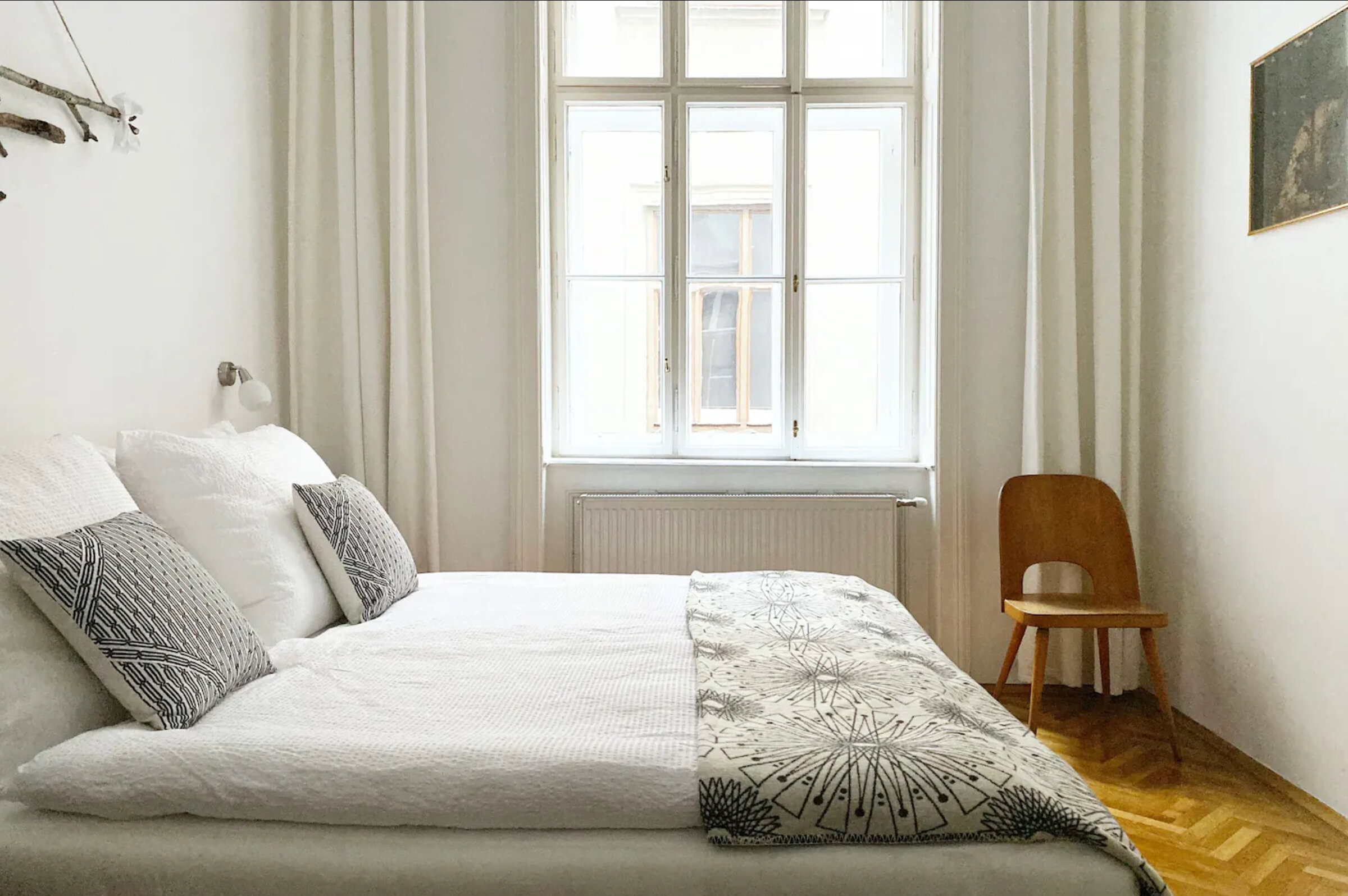 Kleineres Schlafzimmer | © Paul Schneggenburger