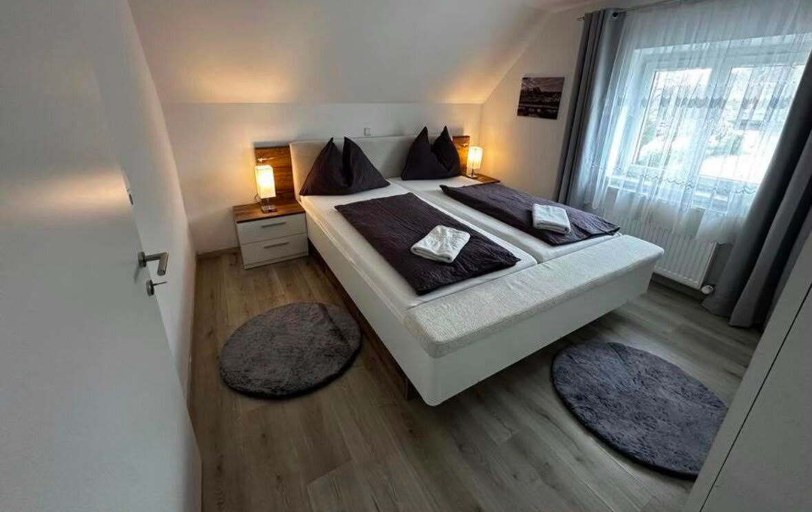 Schlafzimmer 1 | © ImmoPulse