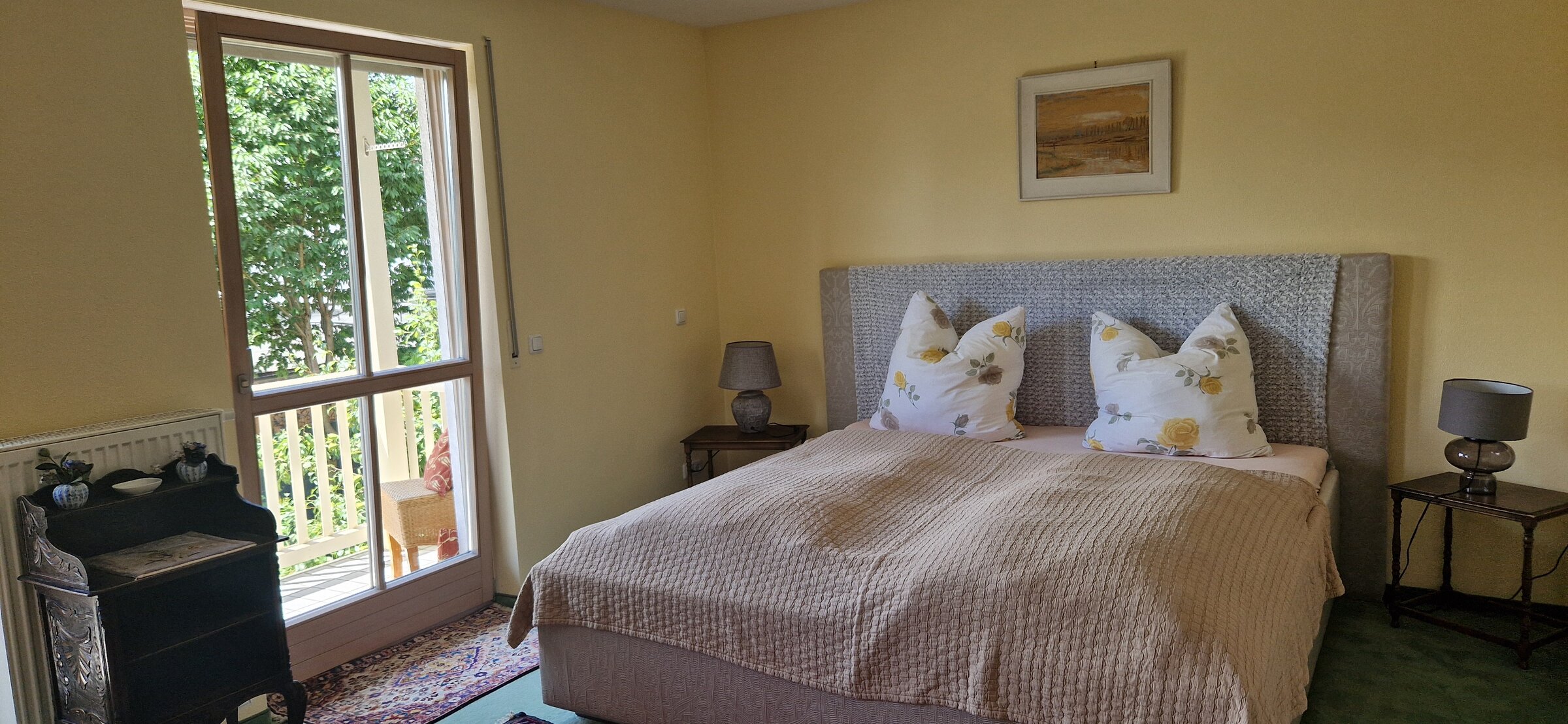 Schlafzimmer 1
