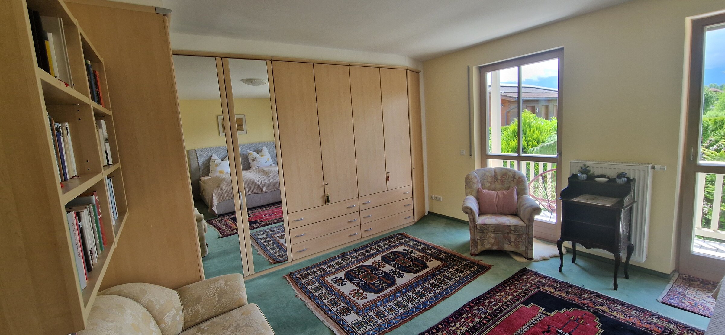 Schlafzimmer 1