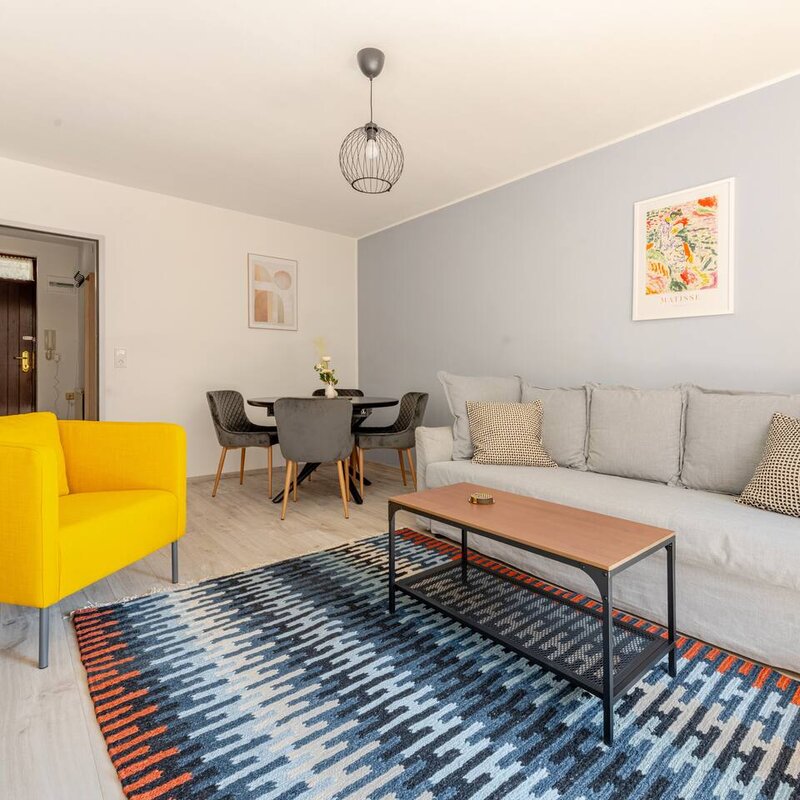 Stylishly furnished room with living area – short-term rental & temporary housing for 1 to 6 months in Salzburg | © Apartment Care GmbH