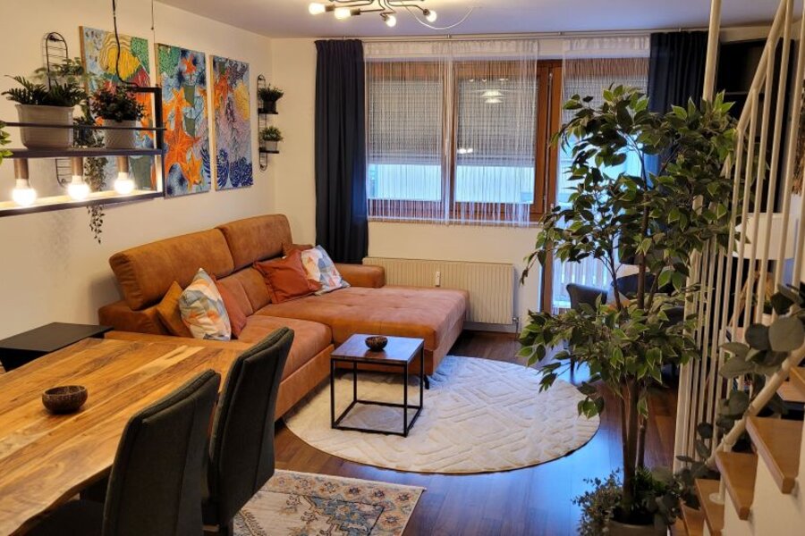 Wohn- und Esszimmer | © Michaela Fuchsberger