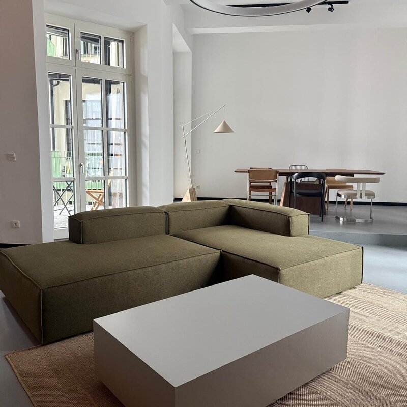 Helles Wohnzimmer mit Balkon & modernem Design – 3-Zimmer-Wohnung zur Kurzzeitmiete & Wohnen auf Zeit für 1 bis 6 Monate in Wien