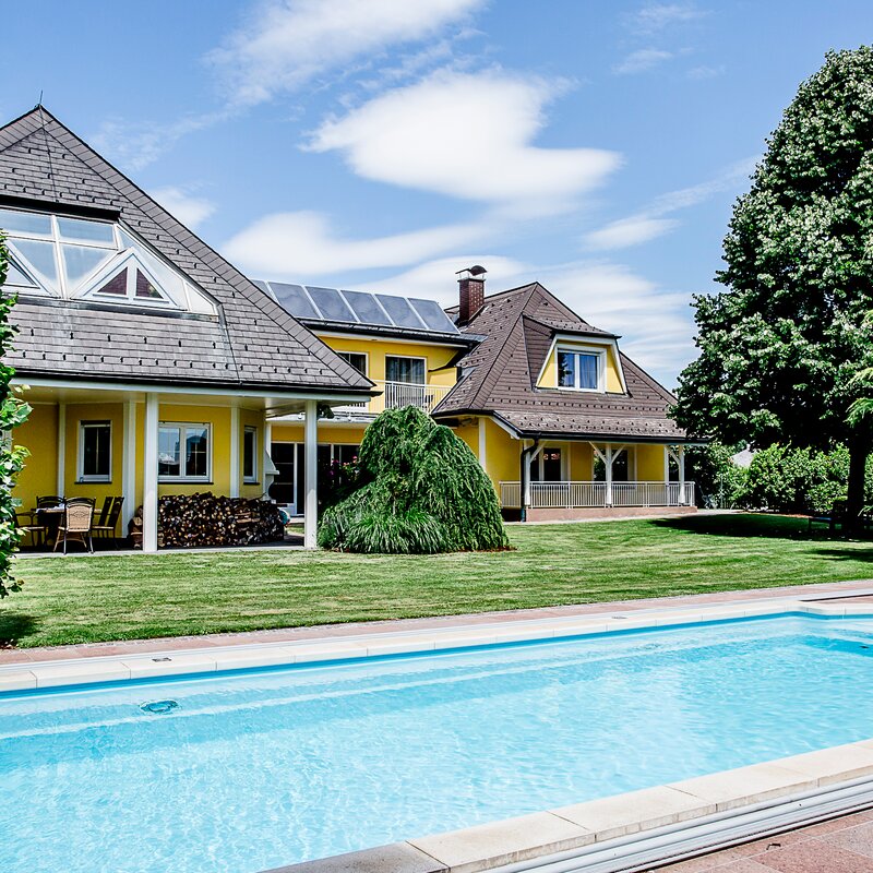 Villa with pool & garden – 2-room short-term rental in Lieboch, temporary housing for 1 to 6 months
