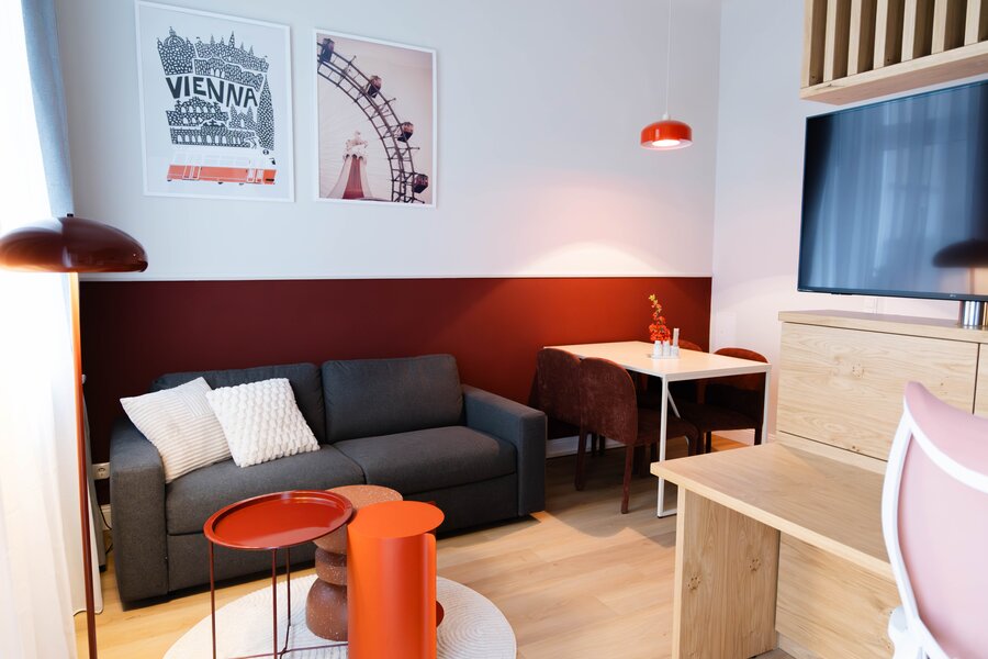 Modernes 1-Zimmer Apartment mit Wiener Design-Akzenten – Kurzzeitmiete & Wohnen auf Zeit in Wien für 1 bis 6 Monate. | © Simona Hodinitu Photography