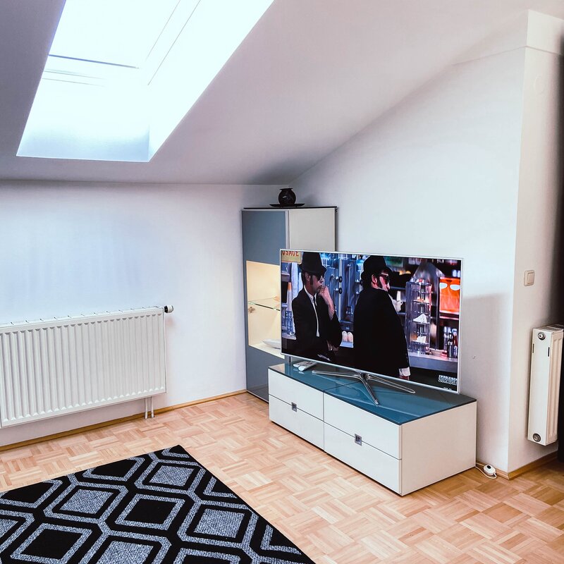 TV