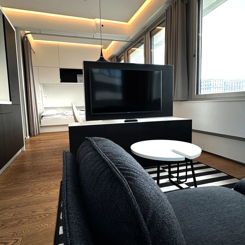 Living Room with SmartTV