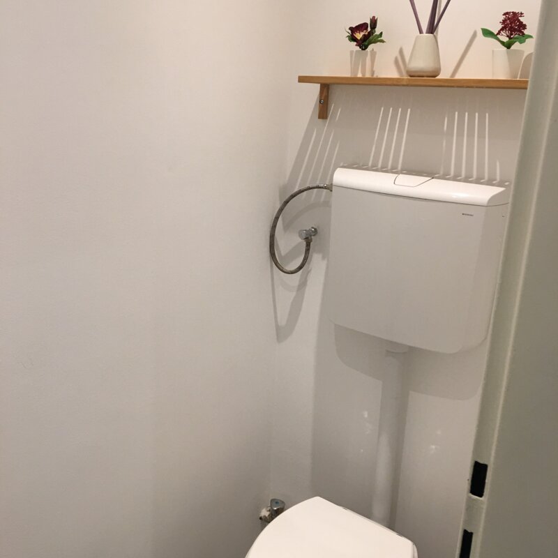 Separat gelegene Toilette. | © Cristan Börg